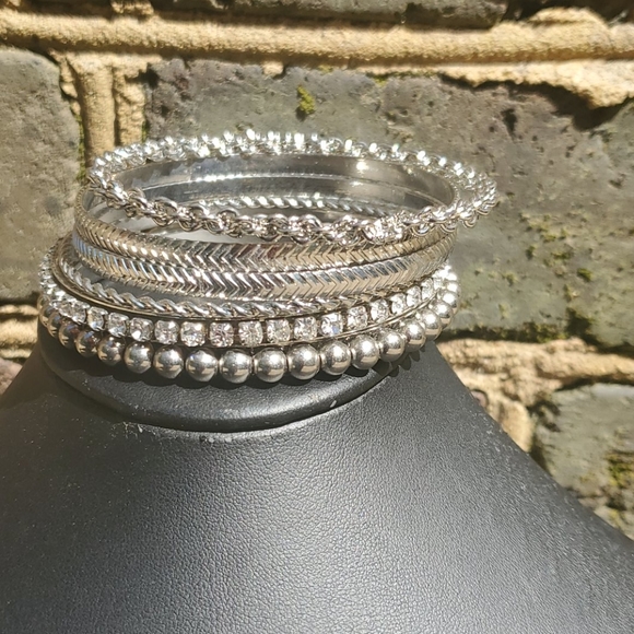 New York & Company Jewelry - RELISTED Silver colored 6 bangle set